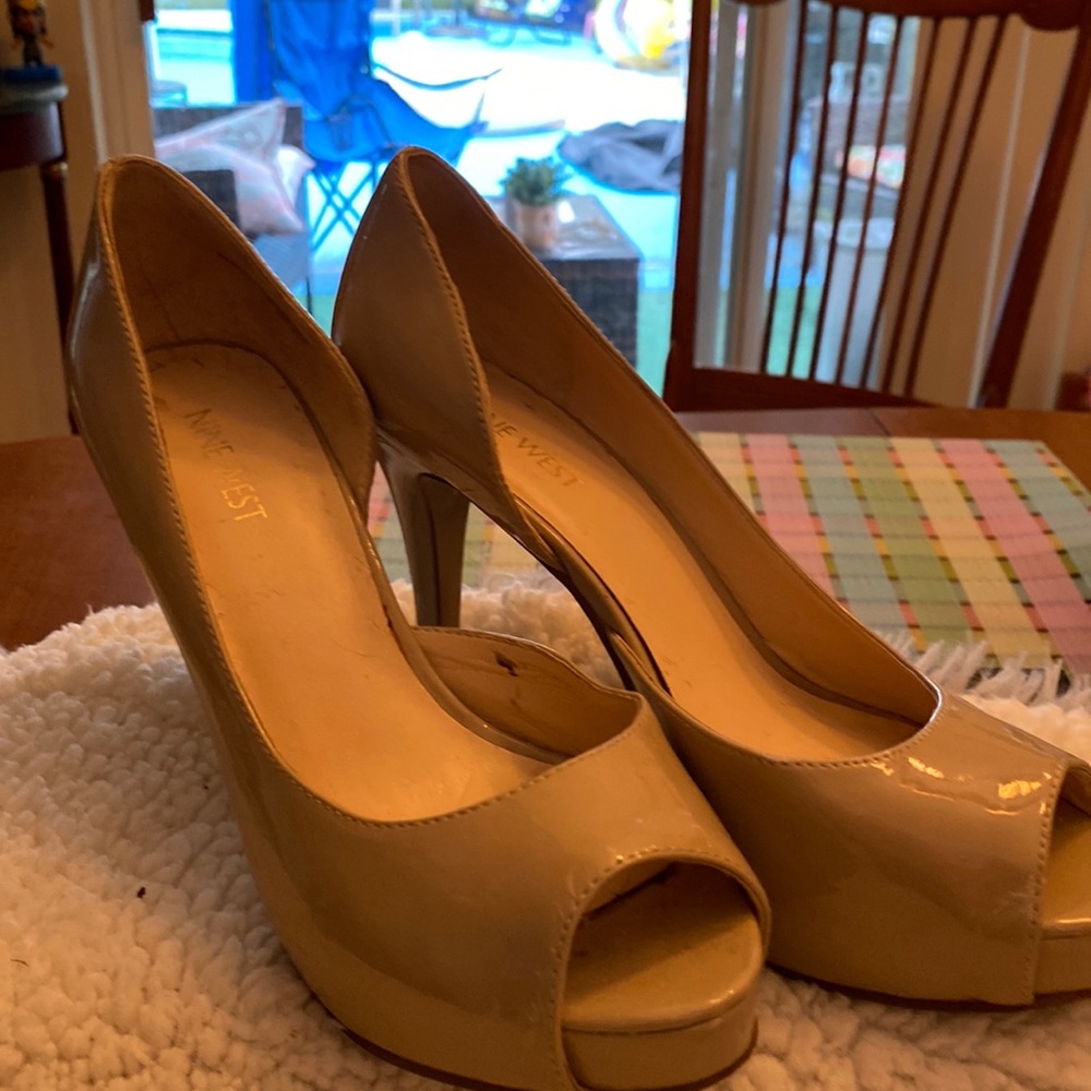 Nine West heels size 8